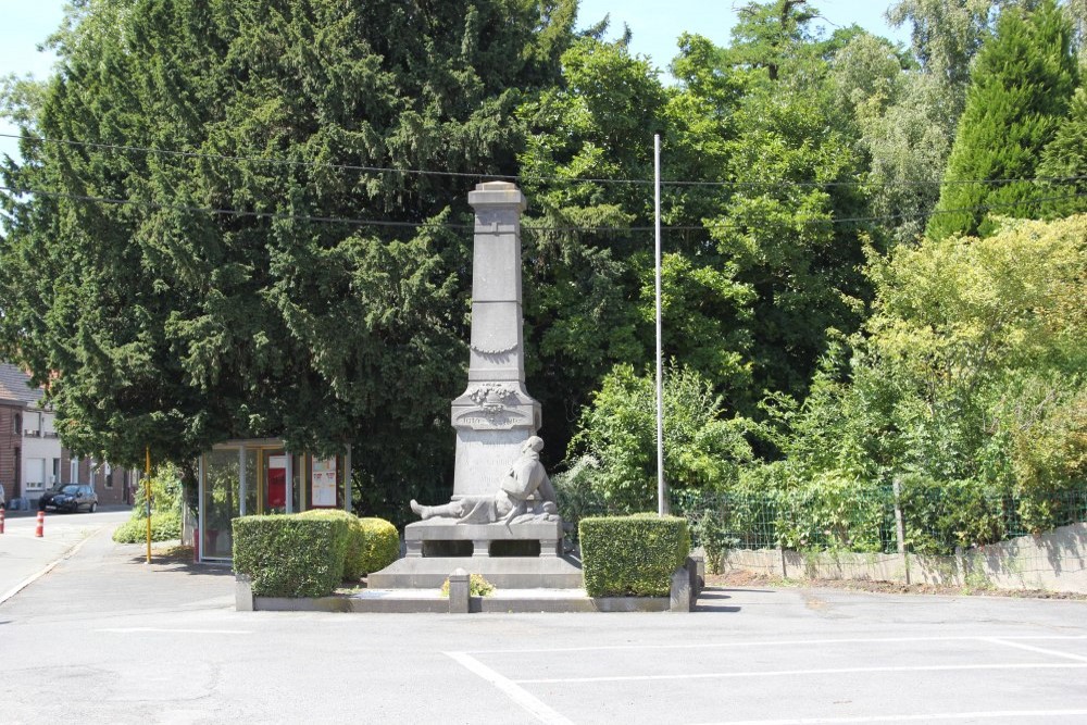 War Memorial Estaimpuis