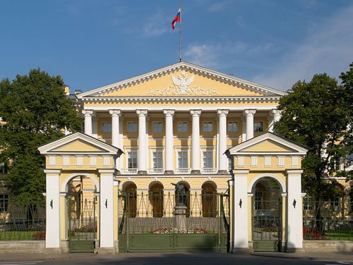 Smolny Instituut (Voormalig Militair Hoofdkwartier Leningrad)
