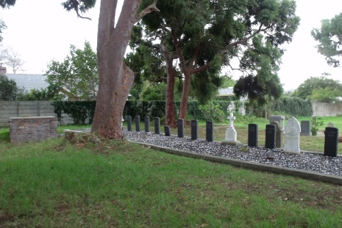 Commonwealth War Graves Constantia Public Cemetery