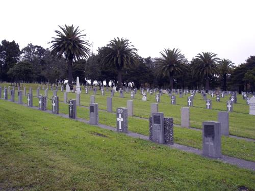 Commonwealth War Graves Waikumete Cemetery
