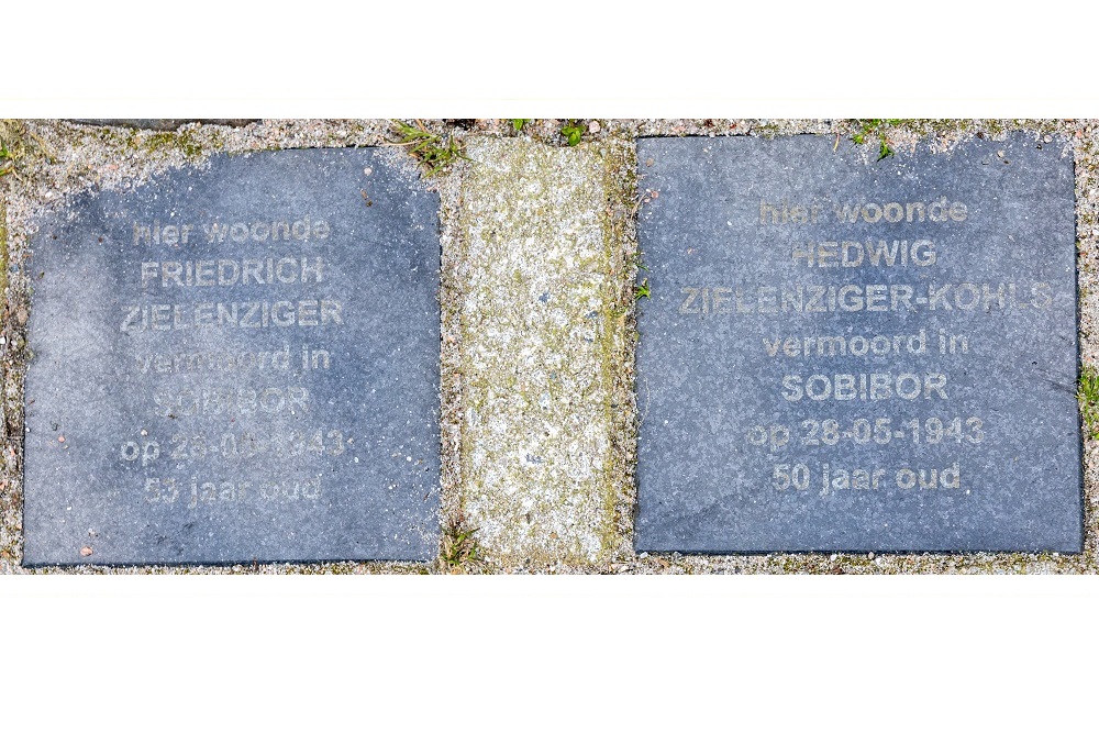 Memorial Stones Sint Ansfridusstraat 57