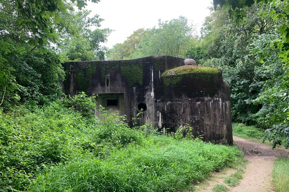 Fort Eben-Emael - machine-gun bunker Mi Sud #3