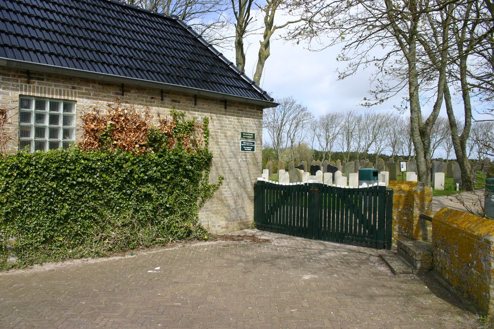Commonwealth War Graves Nes