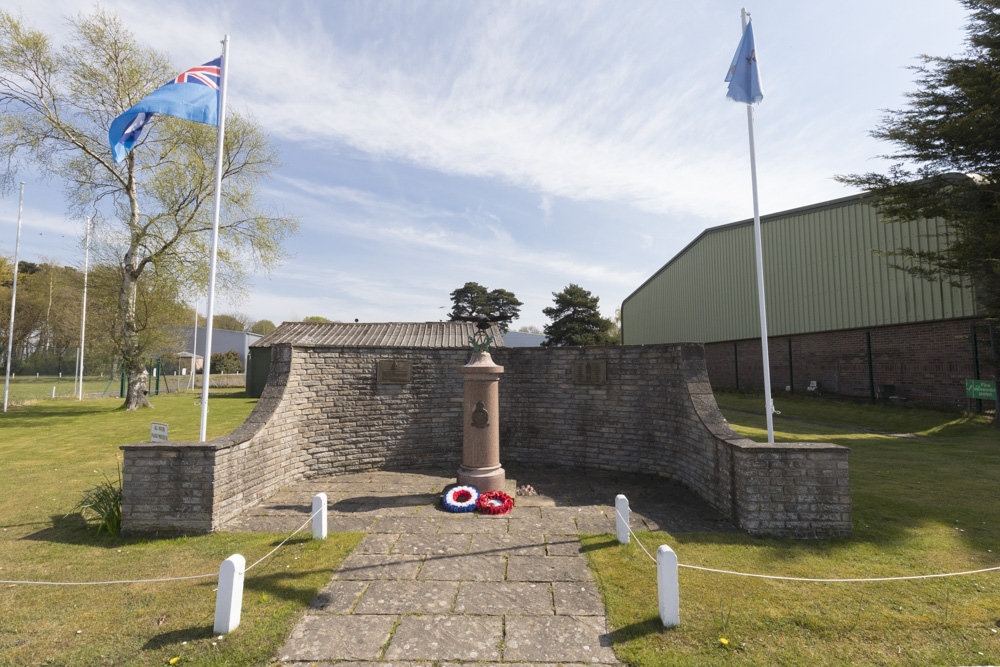 Memorial RAF 77 Squadron