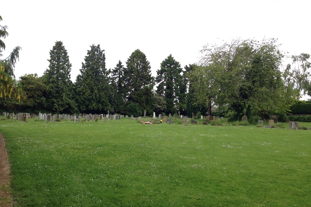 Commonwealth War Graves Kennington Cemetery