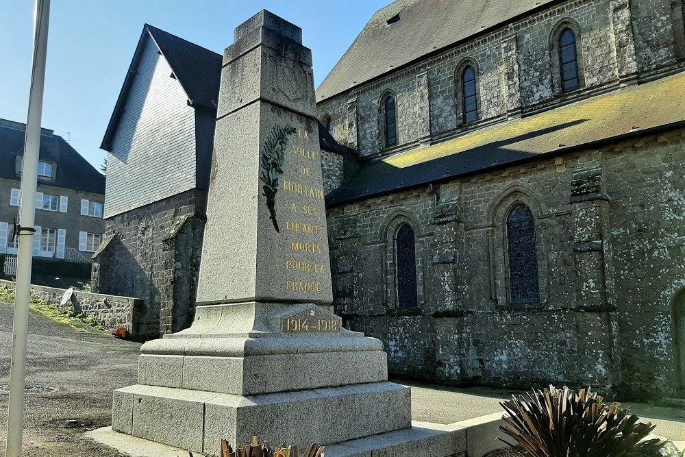 Oorlogsmonument Mortain #2