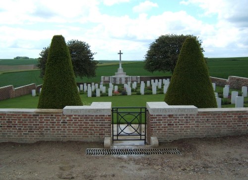 Commonwealth War Cemetery Point 110 Old