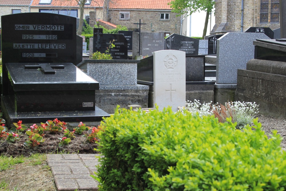 Commonwealth War Grave Pervijze