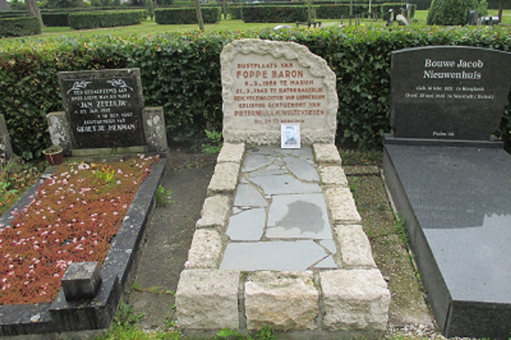 Dutch War Graves Municipal Cemetery Loppersum