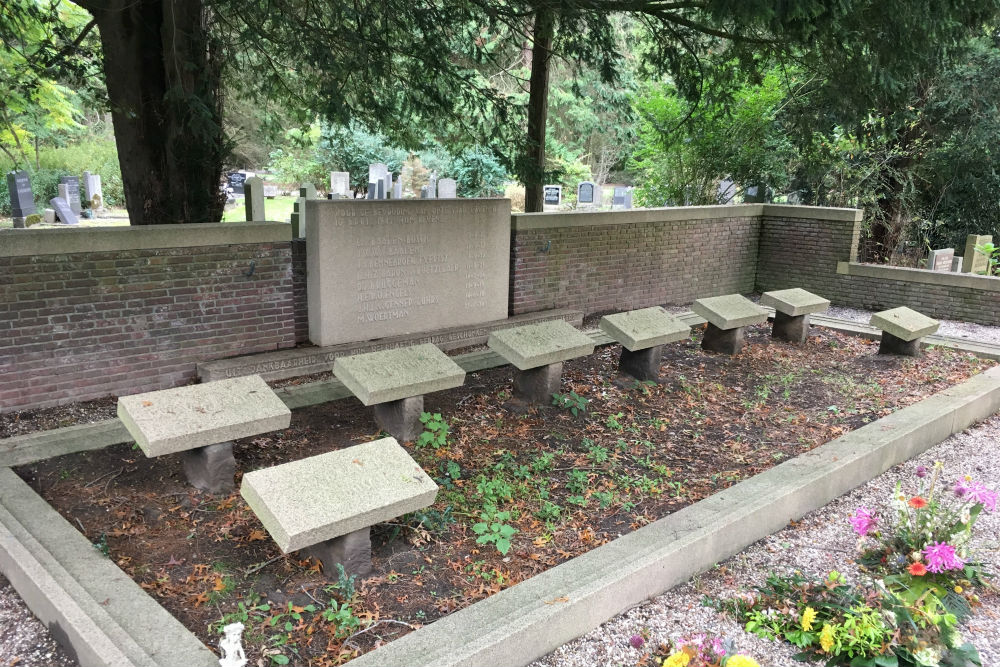 Nederlandse Oorlogsgraven Algemene Begraafplaats Deventer