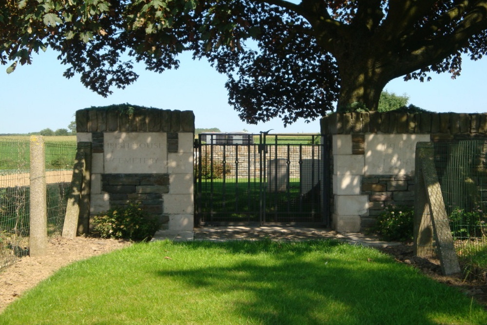 Commonwealth War Cemetery Irish House