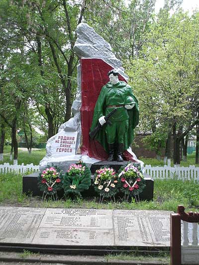 Massagraf Sovjet Soldaten Kyivs'ka Straat