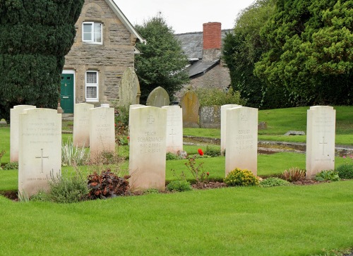 Italian War Graves Hay-on-Wye
