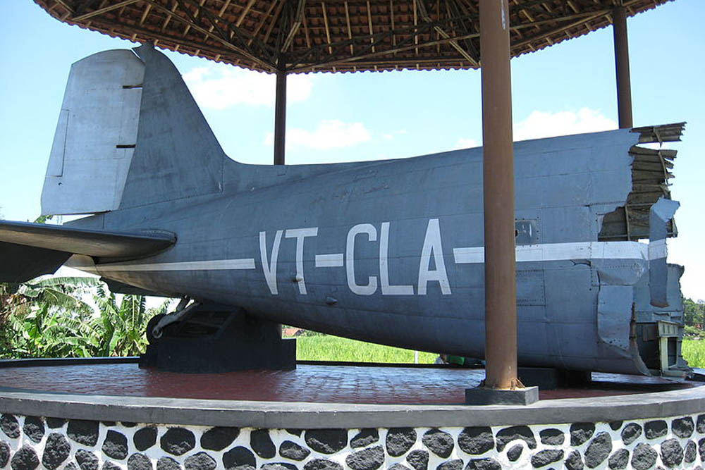 Crash Memorial Dakota VT-CLA