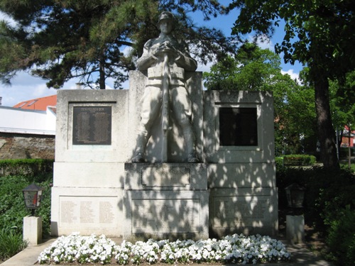 War Memorial Oberlaa