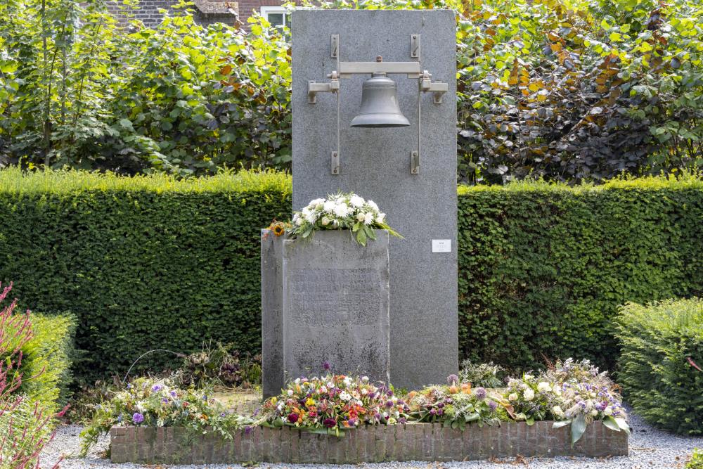 War Memorial Beek en Donk 