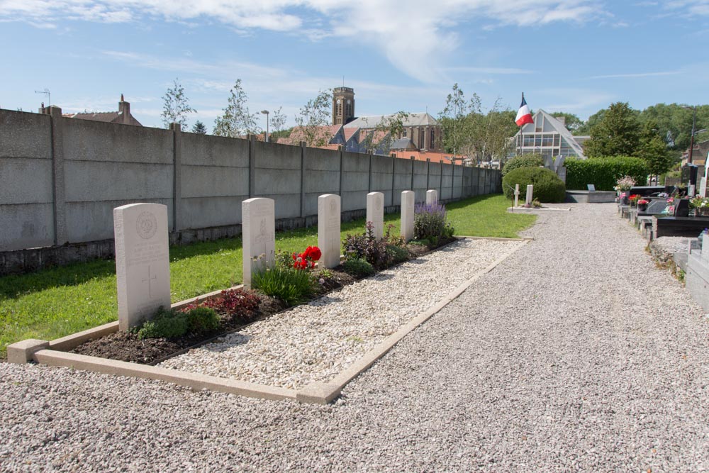 Oorlogsgraven Gemeentelijke Begraafplaats Bray-Dunes