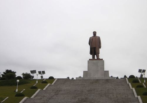 Standbeeld Kim Il-sung