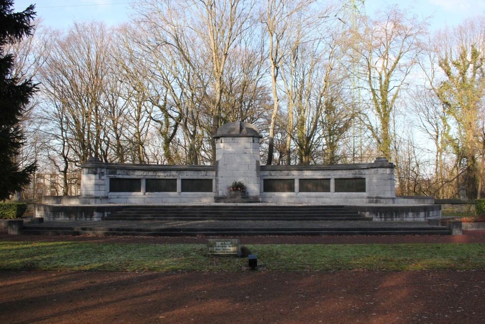 Belgische Oorlogsbegraafplaats Ougre