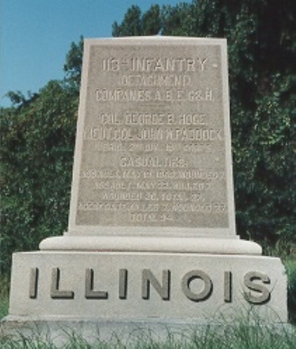 Monument 113th Illinois Infantry Detachment Companies A, B, E, G en H (Union)