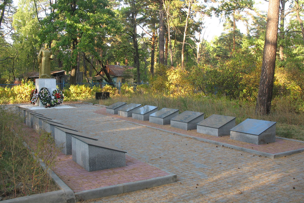 Mass Grave Soviet Soldiers No. 11