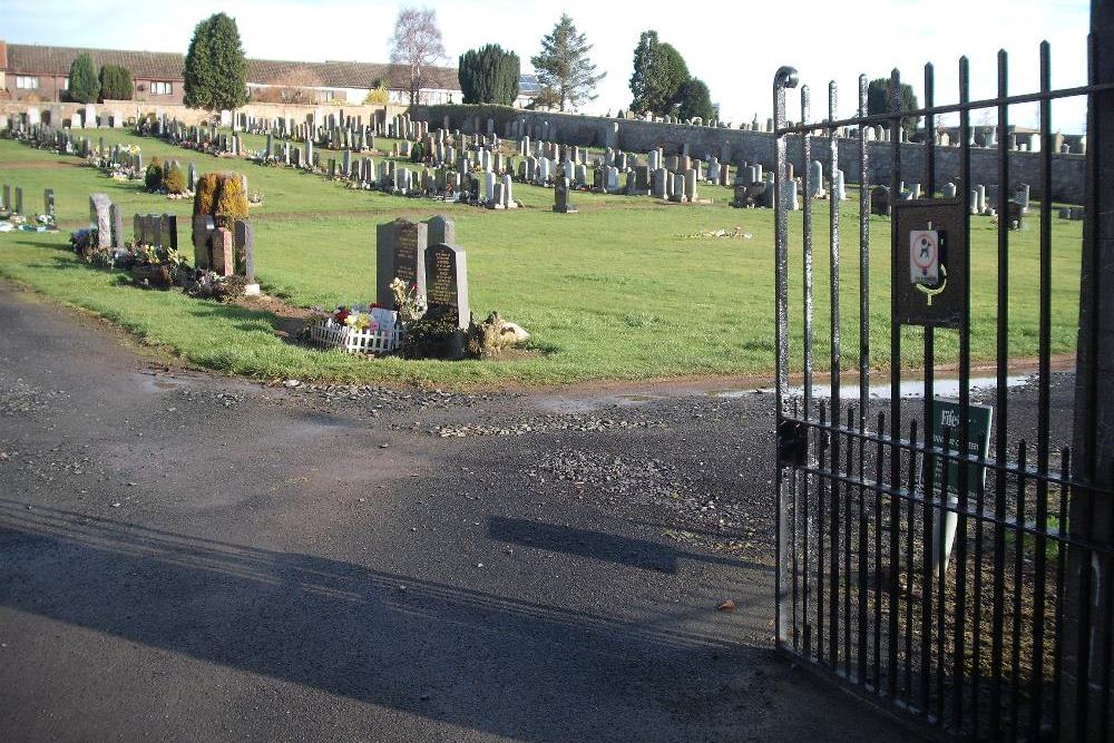 Commonwealth War Grave Kennoway Cemetery