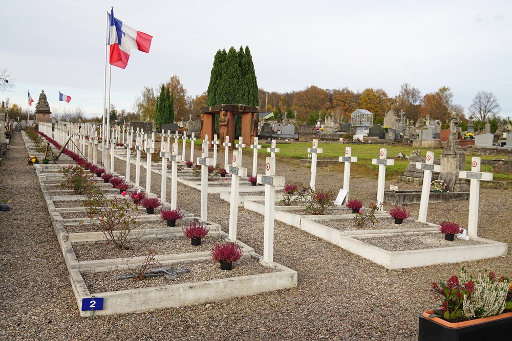 French War Graves Luxeuil-les-Bains
