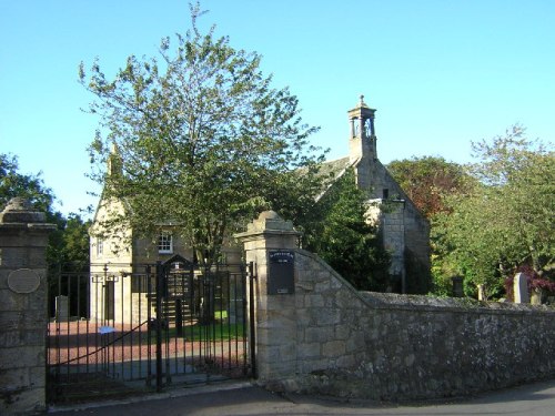 Commonwealth War Graves Carmunnock Parish Churchyard