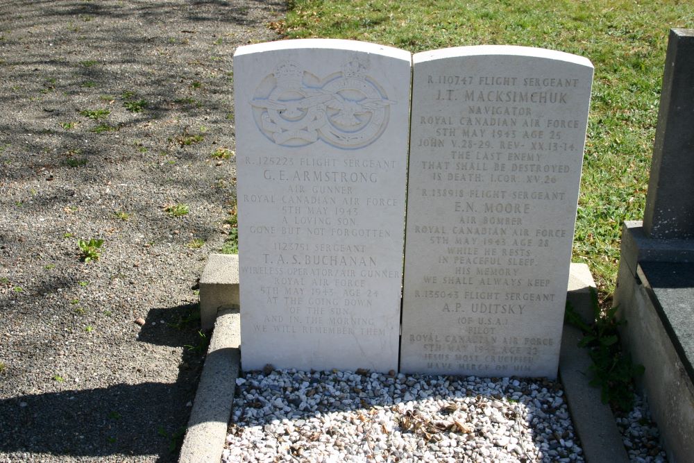 Commonwealth War Graves General Cemetery Vlagtwedde