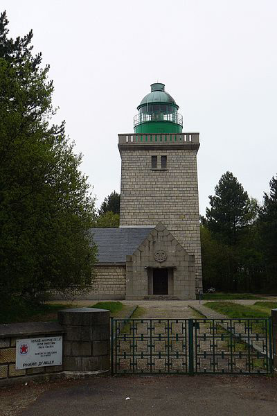 Lighthouse d'Ailly
