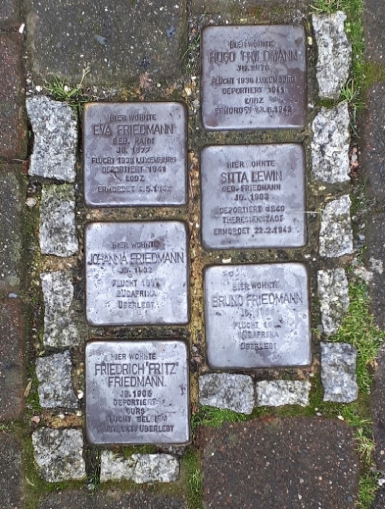 Stolpersteine Zur Alten Synagoge #1