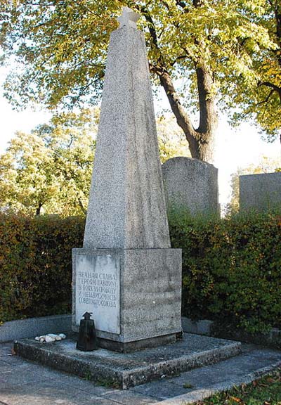 Soviet War Graves Jedleseer Friedhof