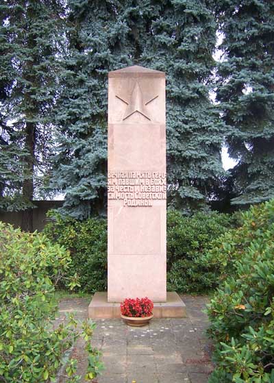 Soviet War Cemetery Grograbe