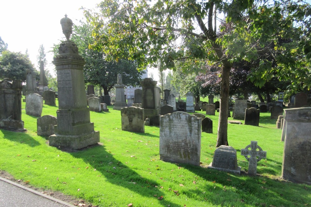 Oorlogsgraven van het Gemenebest Irvine Old Parish Churchyard