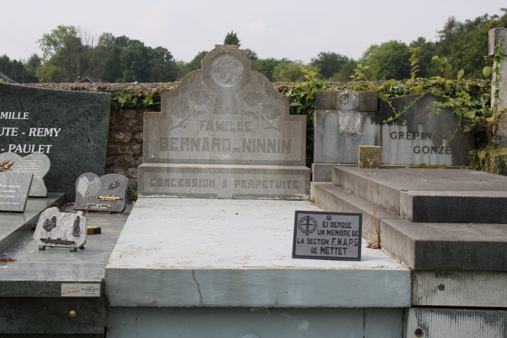 Belgian Graves Veterans Devant-les-Bois #4