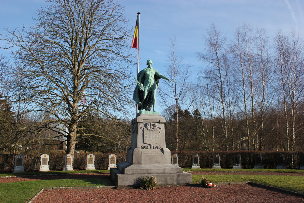 Monument Belgische Militaire Begraafplaats Boncelles #1