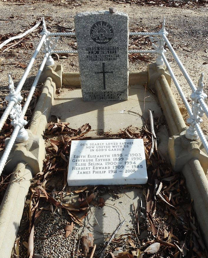 Commonwealth War Grave Wagin Cemetery