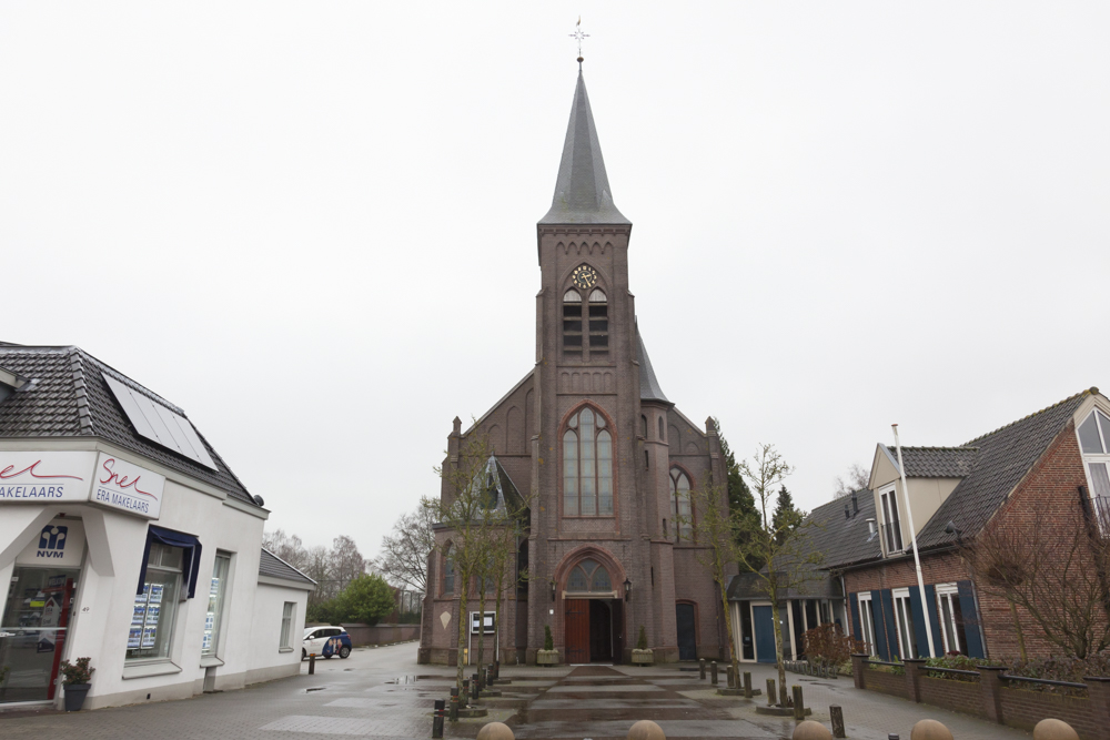 Oorlogsmonument Sint Jozefkerk Leusden