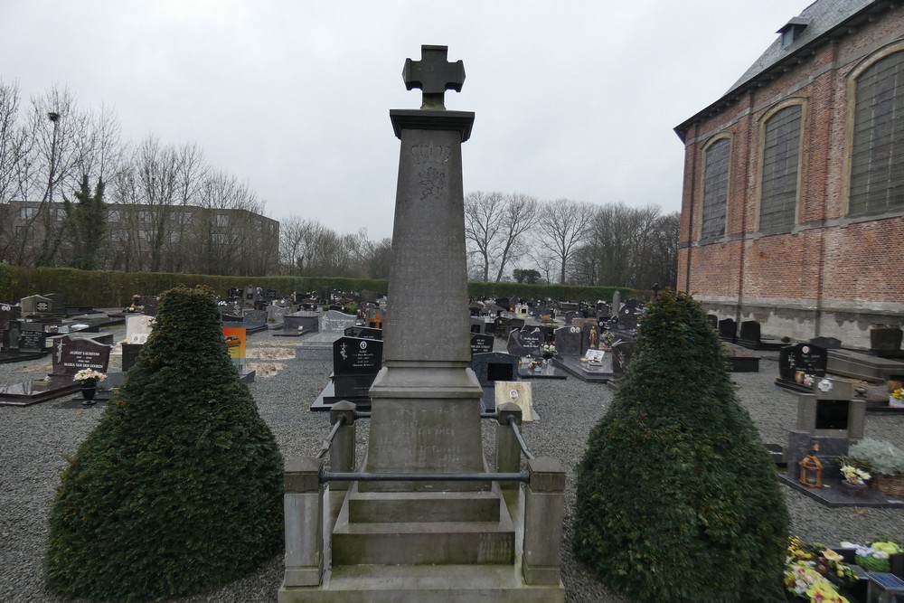 War Memorial Sint-Martens-Lierde