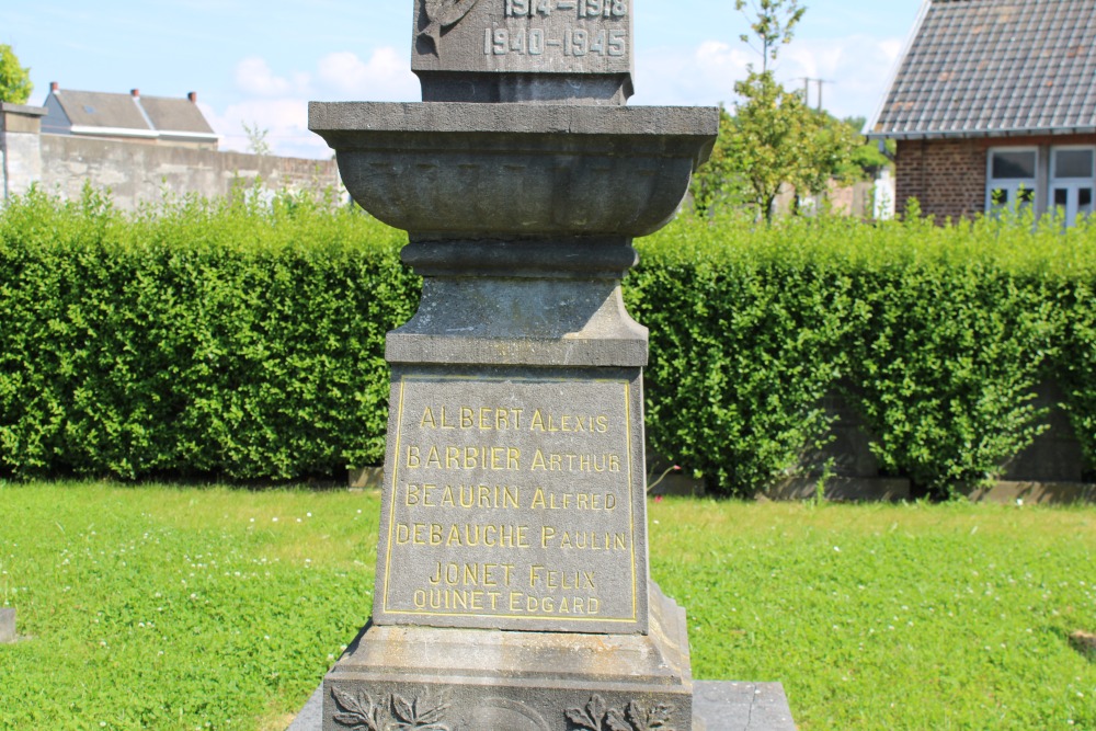 Oorlogsmonument Wangenies Begraafplaats #3