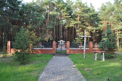 Poolse Oorlogsbegraafplaats Lelw