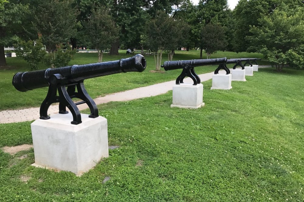 War of 1812 Memorial Cannons