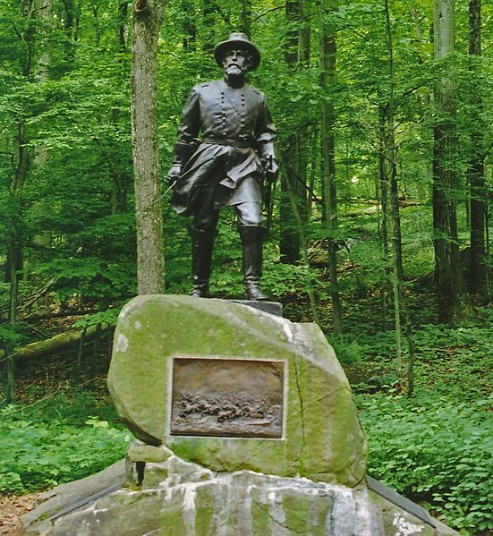 Standbeeld Major-General William Wells