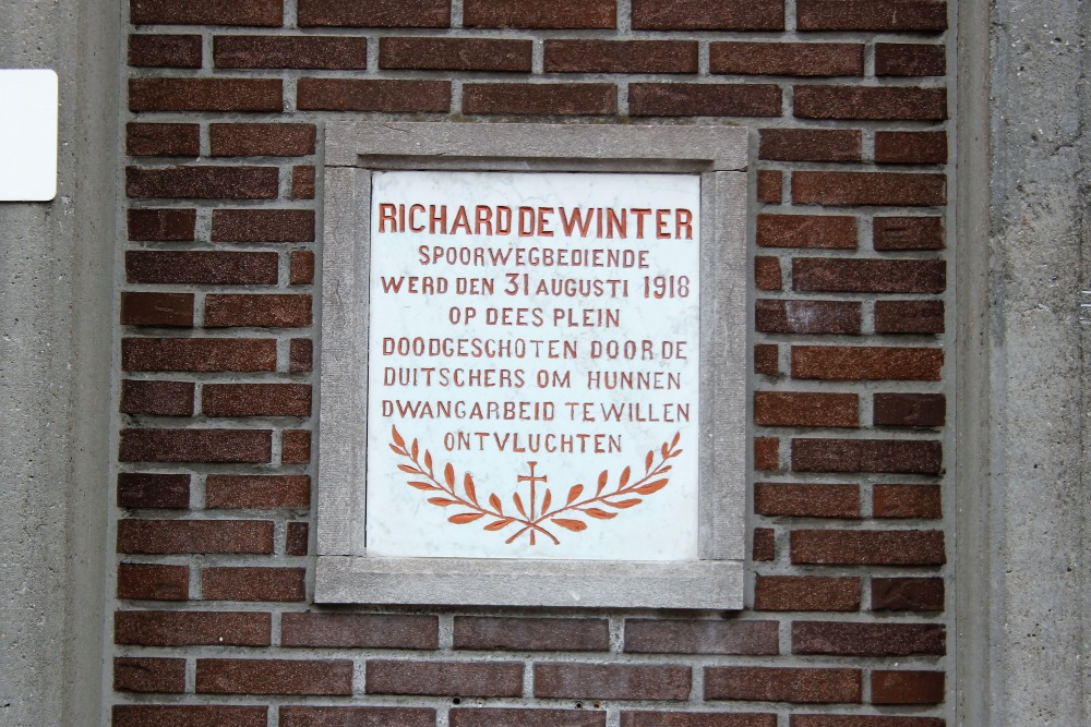 Commemorative Plate Richard De Winter