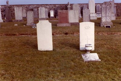 Commonwealth War Graves Achnabreck Cemetery