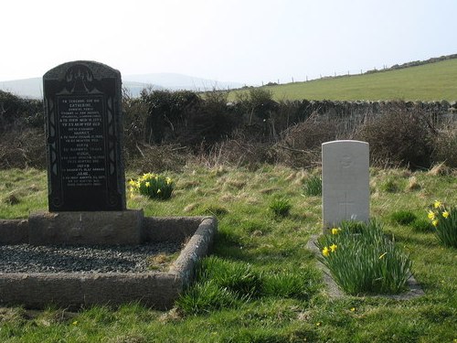 Commonwealth War Graves Llanfairynghornwy Cemetery