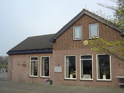 Ferry House and Plaque Line-Crossings Drimmelen
