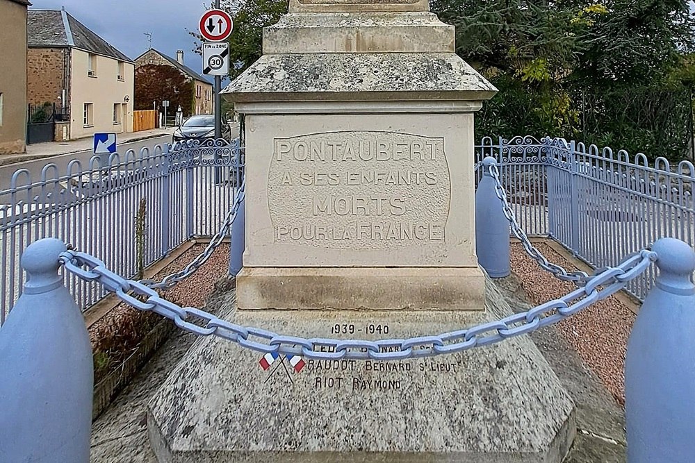 Oorlogsmonument Pontaubert #2