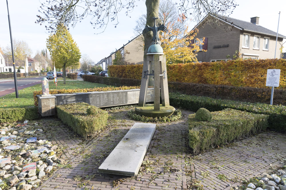 War Memorial Doornenburg