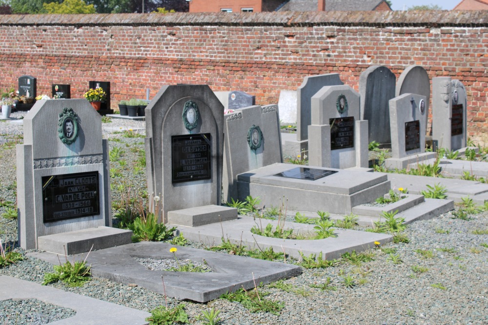 Belgian Graves Veterans Nieuwenrode